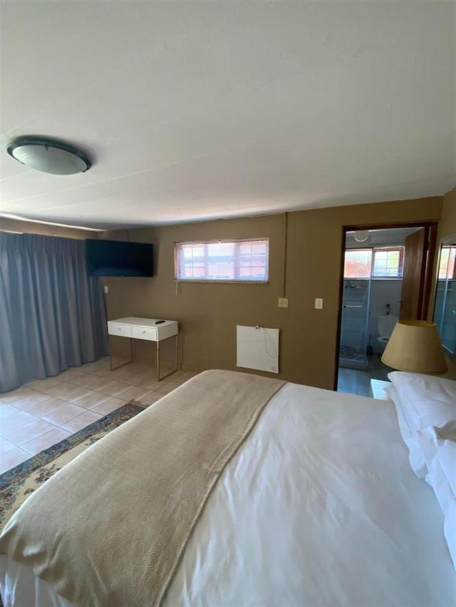 Marina Views Guesthouse Hartbeespoort Exterior photo